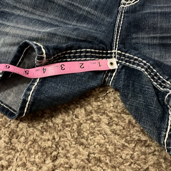 Rock Revival Scarlett Easy Shorts - Picture 5 of 7